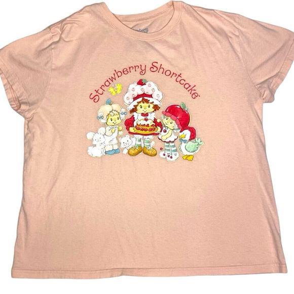 Strawberry Shortcake Tee Womens 1X/2X Pink Retro Kidcore Nostalgia Casual Fun - Picture 1 of 6